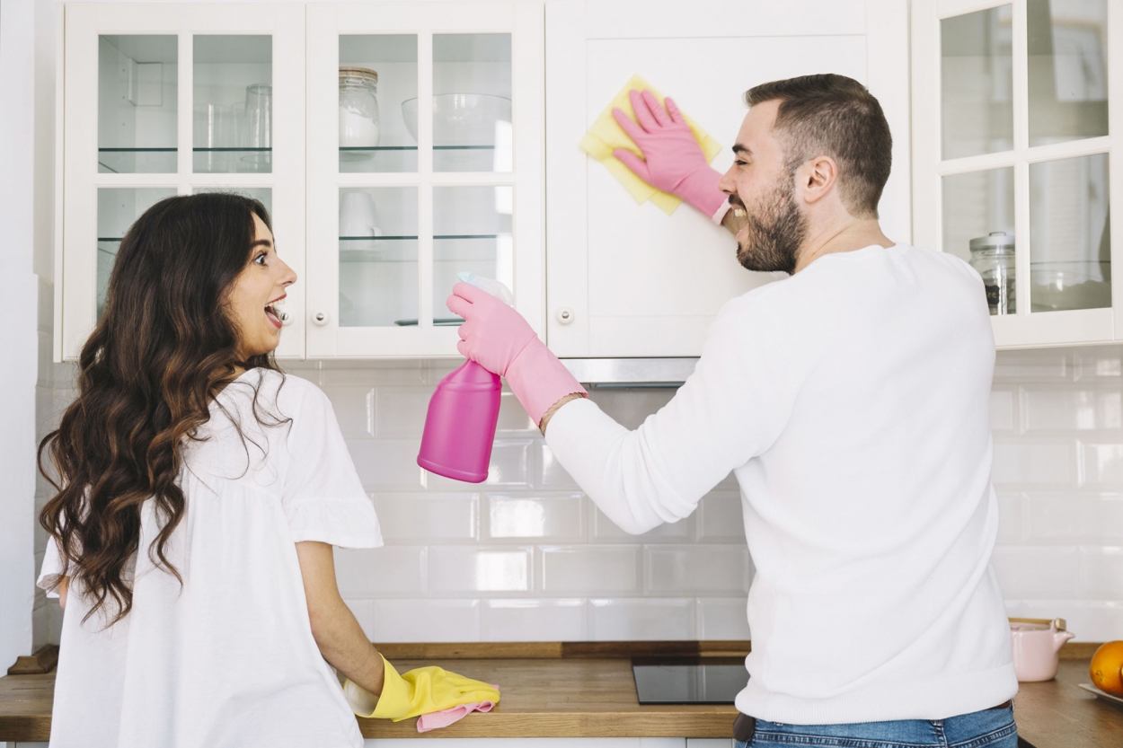 Đây chỉ đơn giản là một định lý kinh tế: sự phân công lao động khiến mọi người cảm thấy thoải mái hơn.