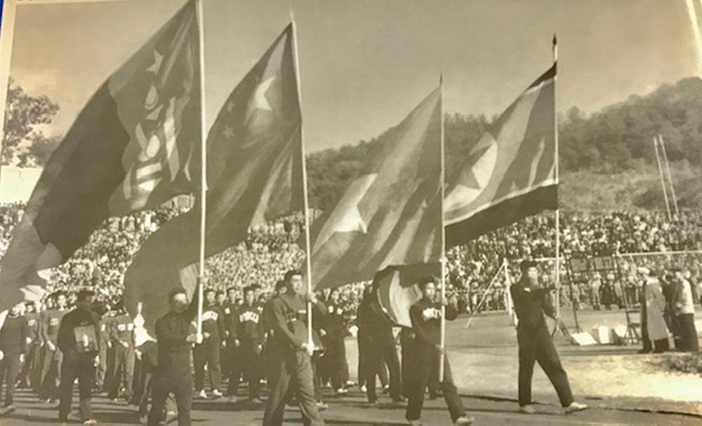 Lễ khai mạc giải bóng đá Việt Nam, Triều Tiên, Trung Quốc, Mông Cổ năm 1957 trên sân Bình Nhưỡng. (Ảnh: Nhân vật cung cấp)