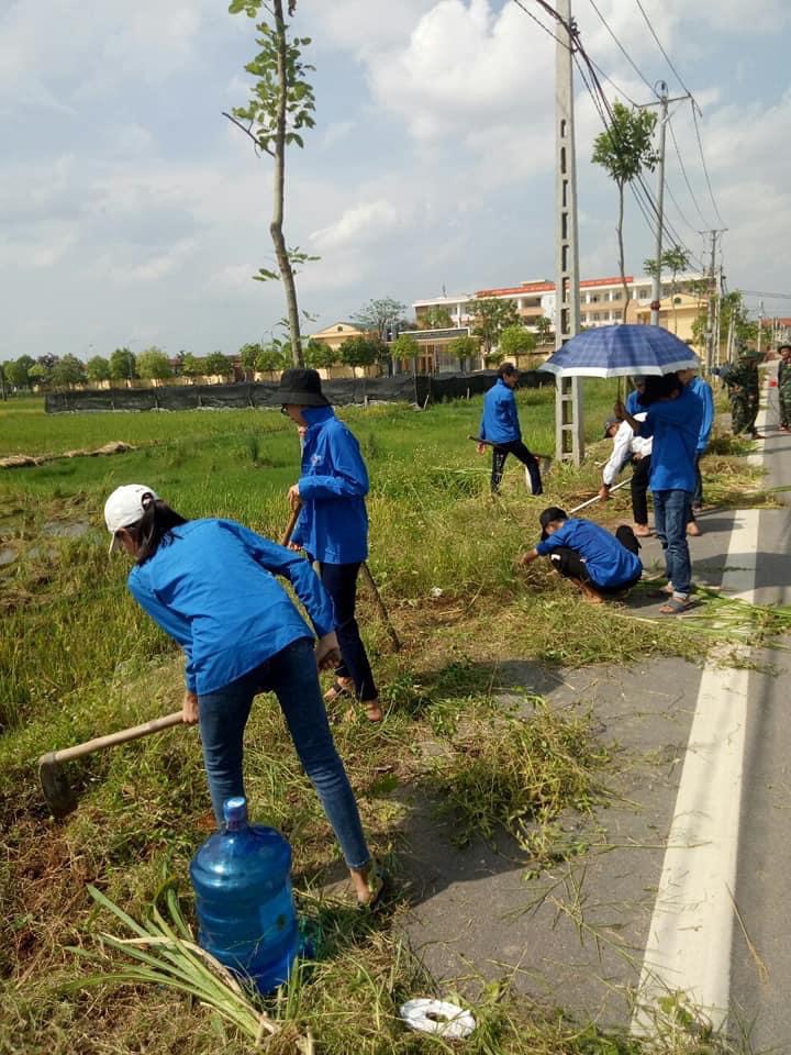 Vệ sinh môi trường, tuyên truyền phòng chống sốt xuất huyết được tuổi trẻ các đơn vị đặc biệt quan tâm