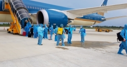 Vietnam Airlines vận chuyển an toàn hơn 340 công dân Việt Nam về từ Singapore