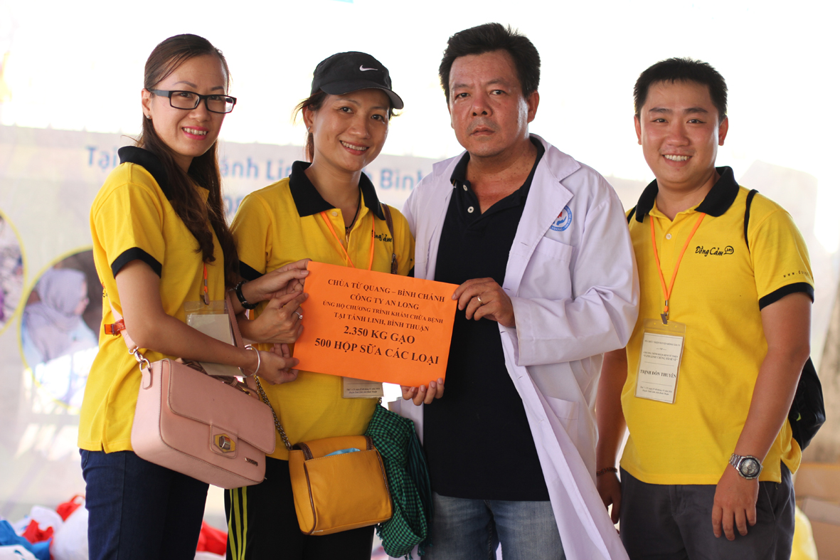 Chương trình khám bệnh từ thiện tại huyện Tánh Linh, tỉnh Bình Thuận: Niềm thương yêu dâng đầy...