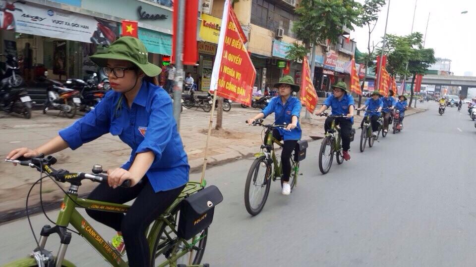 Đoàn thanh niên phường Thanh Xuân Bắc tích cực tuyên truyền cuộc bầu cử