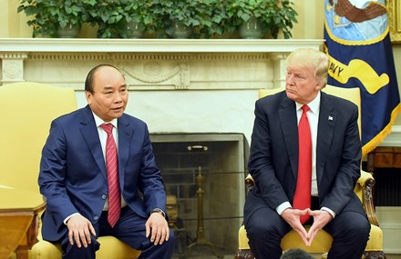 Hình ảnh Tổng thống Hoa Kỳ Donald Trump đón Thủ tướng Nguyễn Xuân Phúc