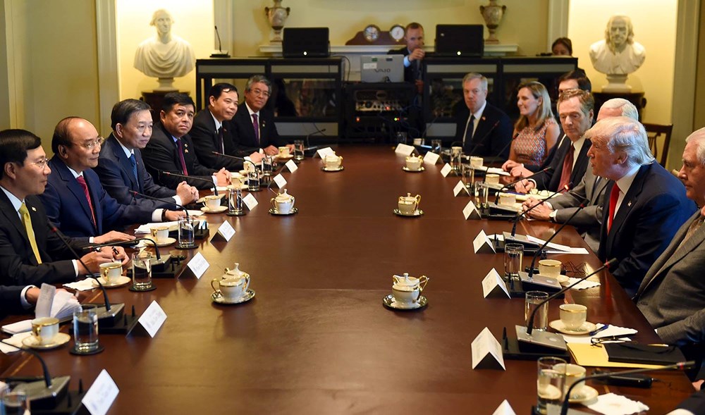 Hình ảnh Tổng thống Hoa Kỳ Donald Trump đón Thủ tướng Nguyễn Xuân Phúc ảnh 4