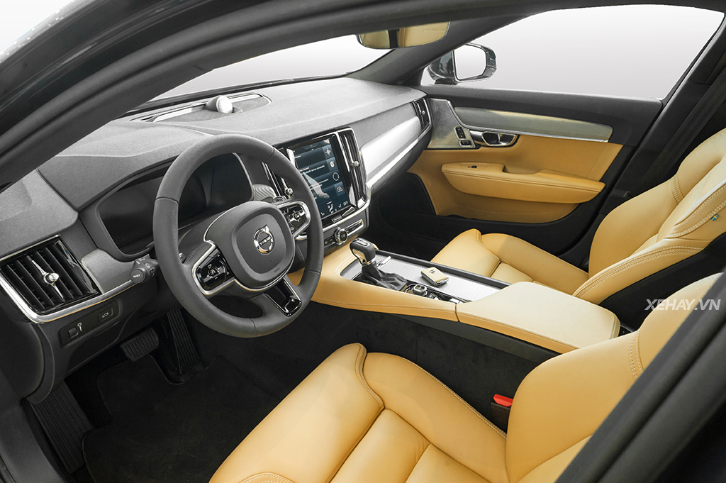 [ĐÁNH GIÁ XE] Volvo S90 - Trang nhã, tinh tế và khác biệt - Phần 1