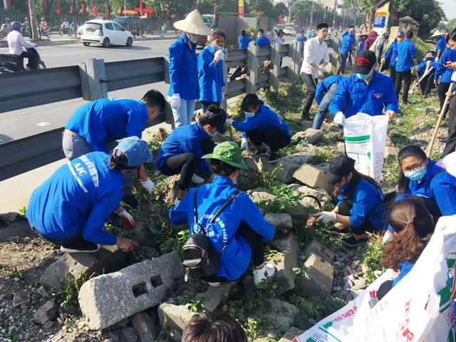 Huyện đoàn Thanh Trì ra quân Chiến dịch thanh niên tình nguyện Hè 2017
