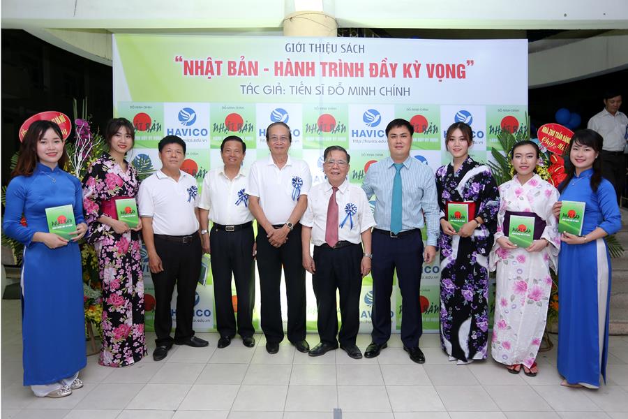 HAVICO ra mắt sách “Nhật Bản – Hành trình đầy kỳ vọng” và đón nhận bằng khen của Chủ tịch UBND thành phố Hà Nội