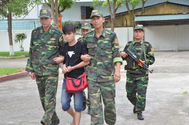 Quảng Ninh: Bộ chỉ huy Bộ đội Biên phòng tỉnh khen thưởng cho cán bộ, chiến sỹ Đồn Biên phòng Hải Hòa
