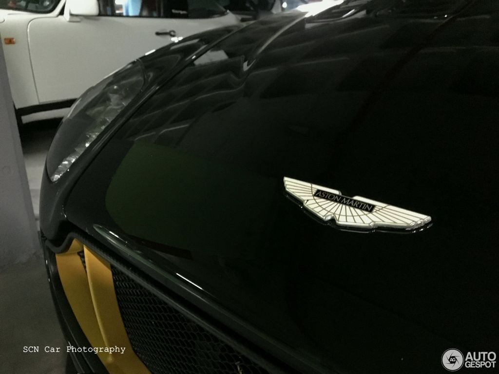 “Chiến cơ mặt đất” Aston Martin V12 Vantage S Spitfire 80 đầu tiên lăn bánh tại Tây Ban Nha