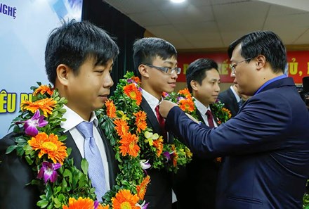 Giải thưởng Khoa học công nghệ thanh niên Quả cầu vàng 2017
