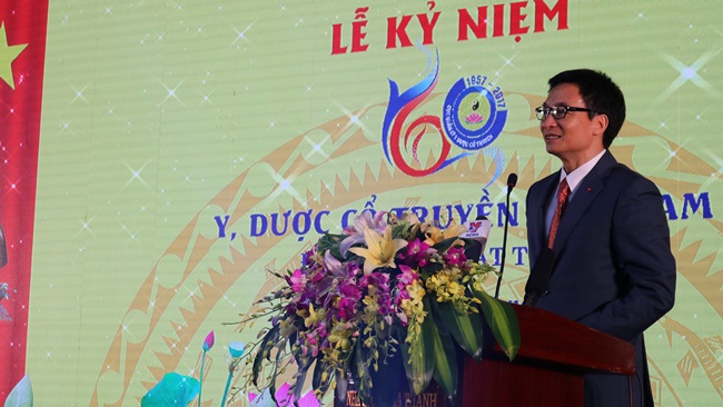 Kết hợp hiệu quả giữa đông y và tây y trong điều trị bệnh