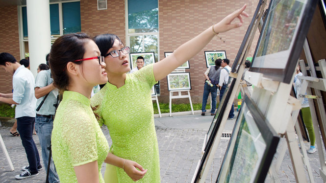 Bài 40: Mĩ thuật Việt Nam trong thời hội nhập - thuận lợi và thách thức