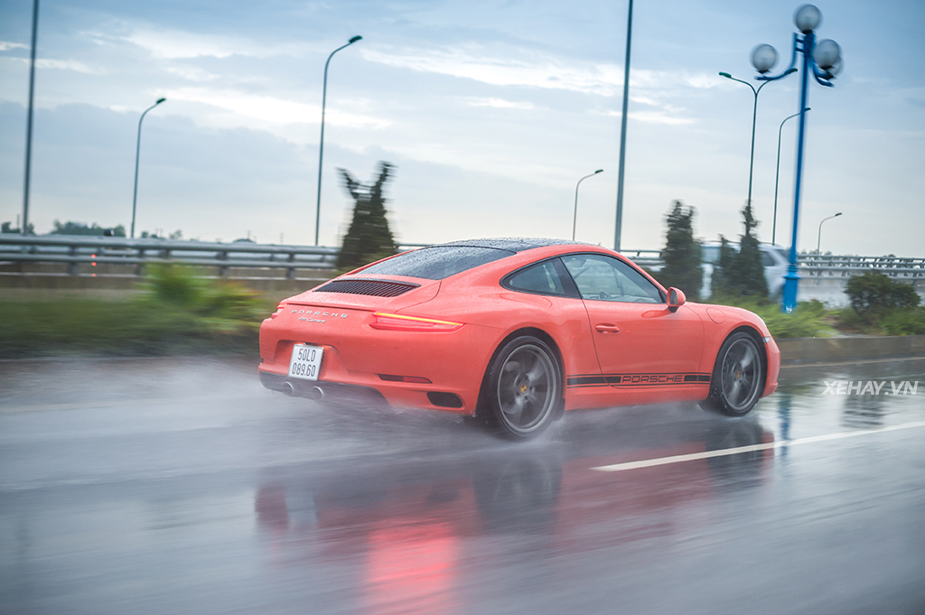 [ĐÁNH GIÁ XE] Porsche 911 Carrera 2017 - Biểu tượng bất diệt