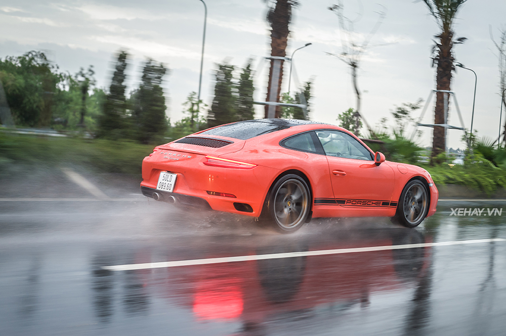 [ĐÁNH GIÁ XE] Porsche 911 Carrera 2017 - Biểu tượng bất diệt