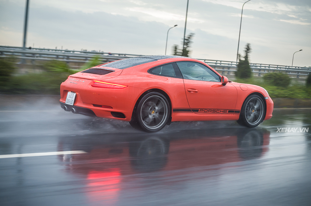 [ĐÁNH GIÁ XE] Porsche 911 Carrera 2017 - Biểu tượng bất diệt