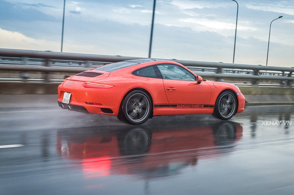 [ĐÁNH GIÁ XE] Porsche 911 Carrera 2017 - Biểu tượng bất diệt