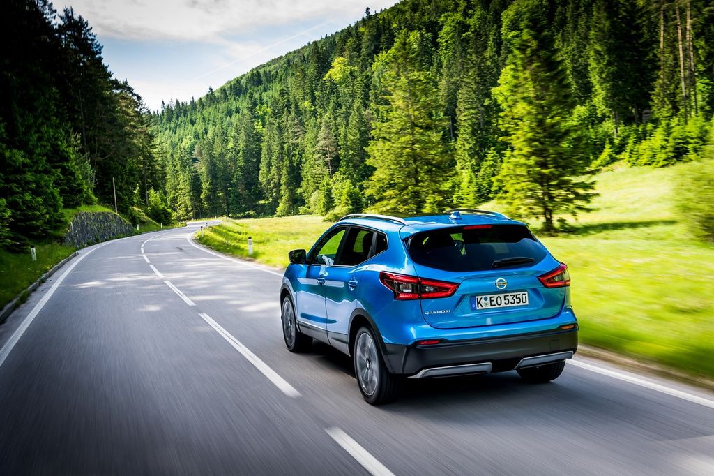 Nissan Qashqai Facelift 2017 sẽ được bán ra vào tháng 7 tới tại Châu Âu