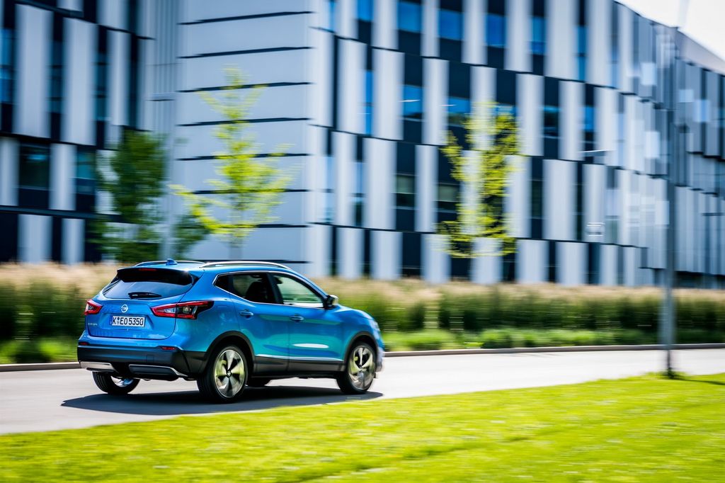 Nissan Qashqai Facelift 2017 sẽ được bán ra vào tháng 7 tới tại Châu Âu