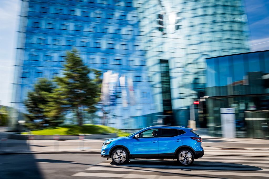 Nissan Qashqai Facelift 2017 sẽ được bán ra vào tháng 7 tới tại Châu Âu