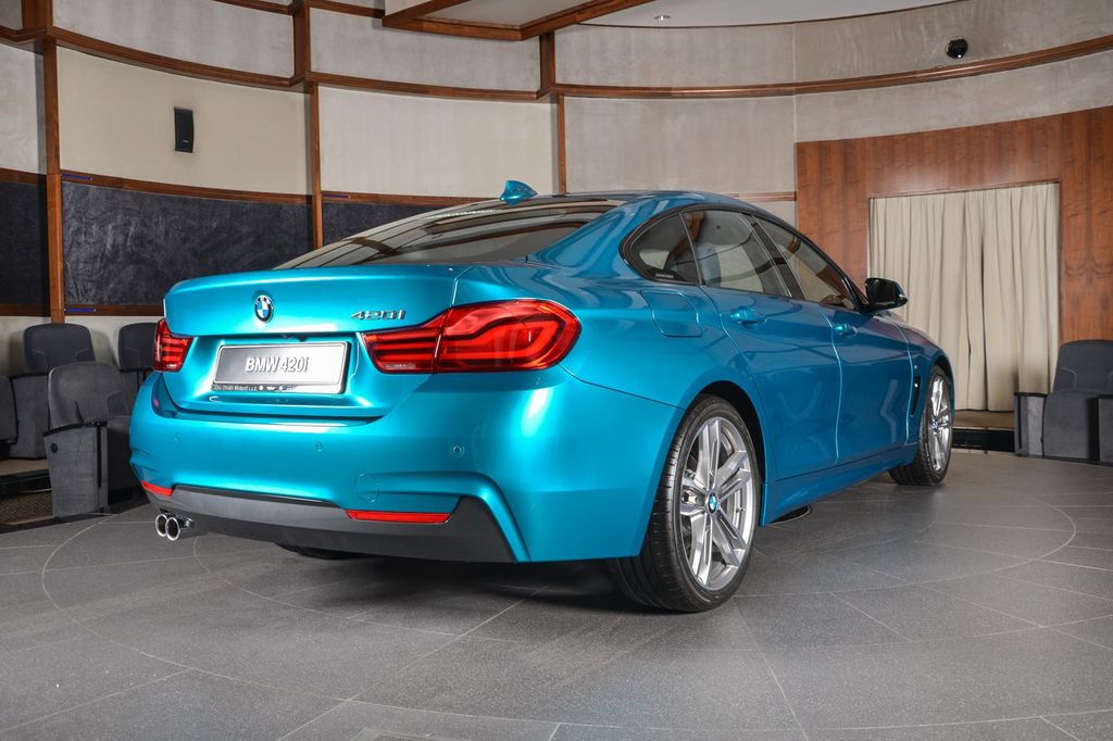 BMW 420i Gran Coupe hút mắt hơn với sắc xanh Snapper Rocks Blue