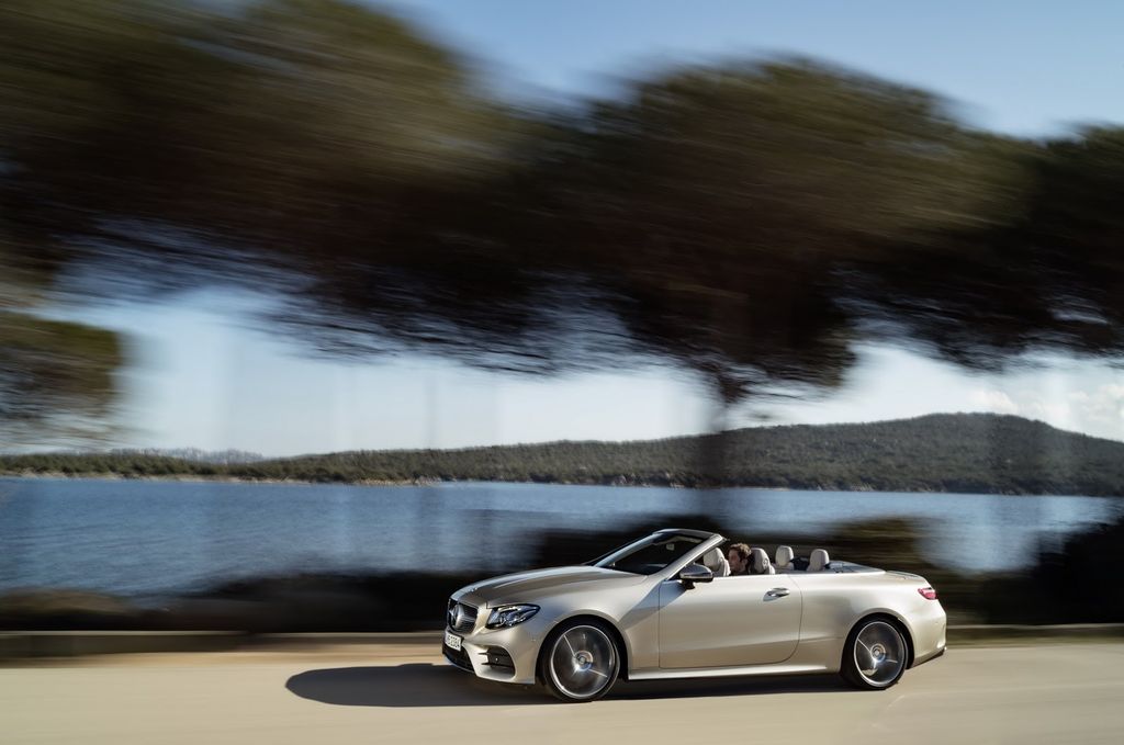 Mercedes-Benz E-Class Cabriolet được bán ra ở Đức, bổ sung thêm phiên bản đặc biệt