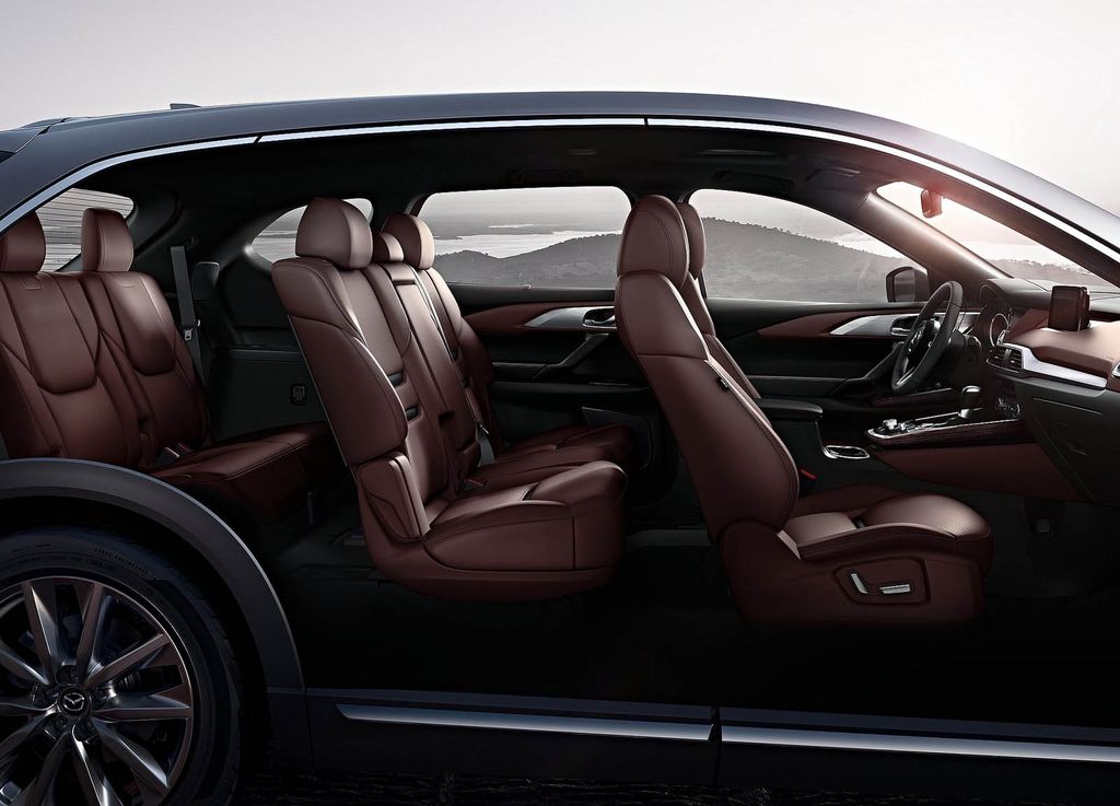 Mazda CX-9 trở thành một trong những chiếc xe đường phố an toàn nhất