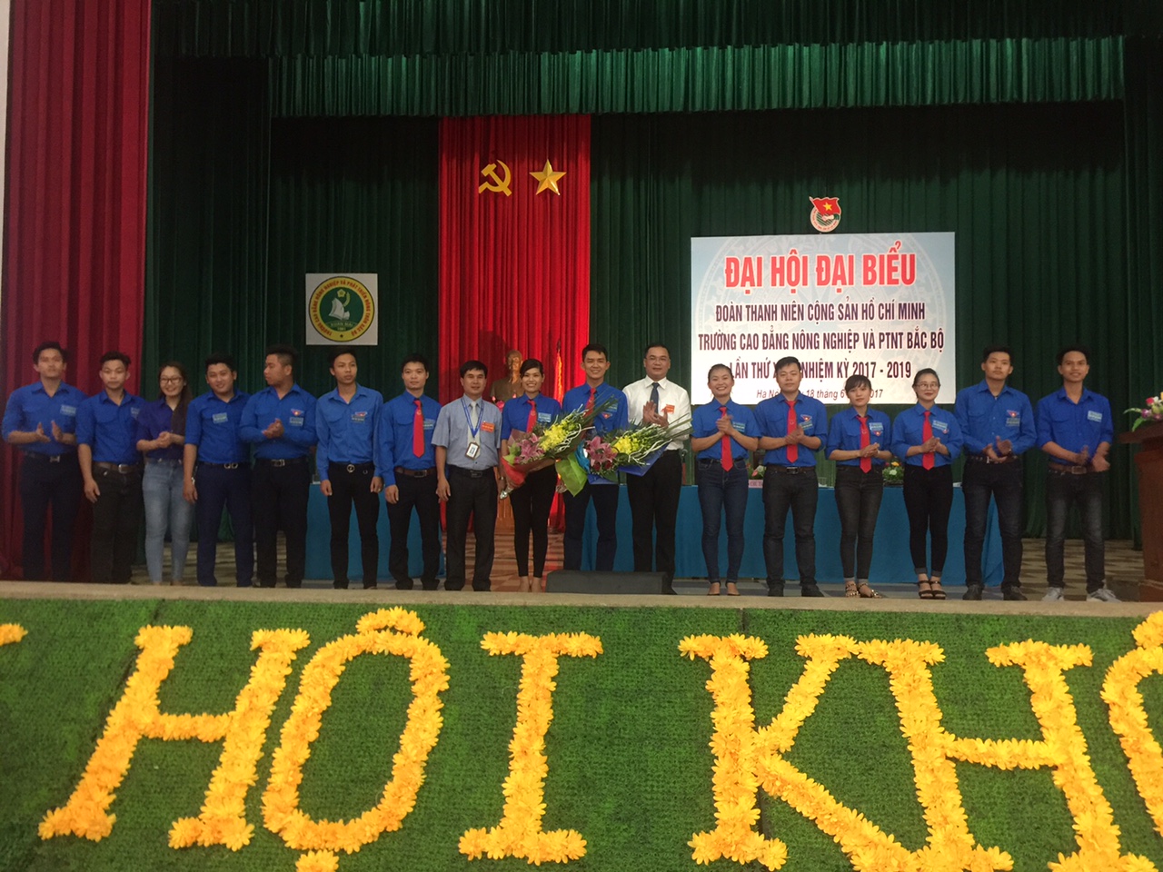 Đồng chí Bùi Đức Sỹ tái đắc cử  Bí thư Đoàn trường Cao đẳng Nông nghiệp & PTNT Bắc Bộ