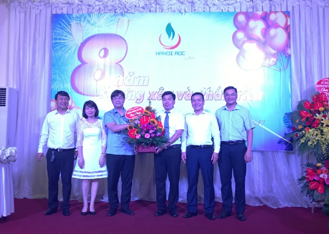 Trung tâm Hỗ trợ và Phát triển thanh niên Hà Nội mừng sinh nhật lần thứ 8