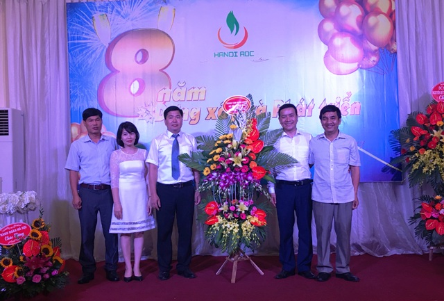 Trung tâm Hỗ trợ và Phát triển thanh niên Hà Nội mừng sinh nhật lần thứ 8