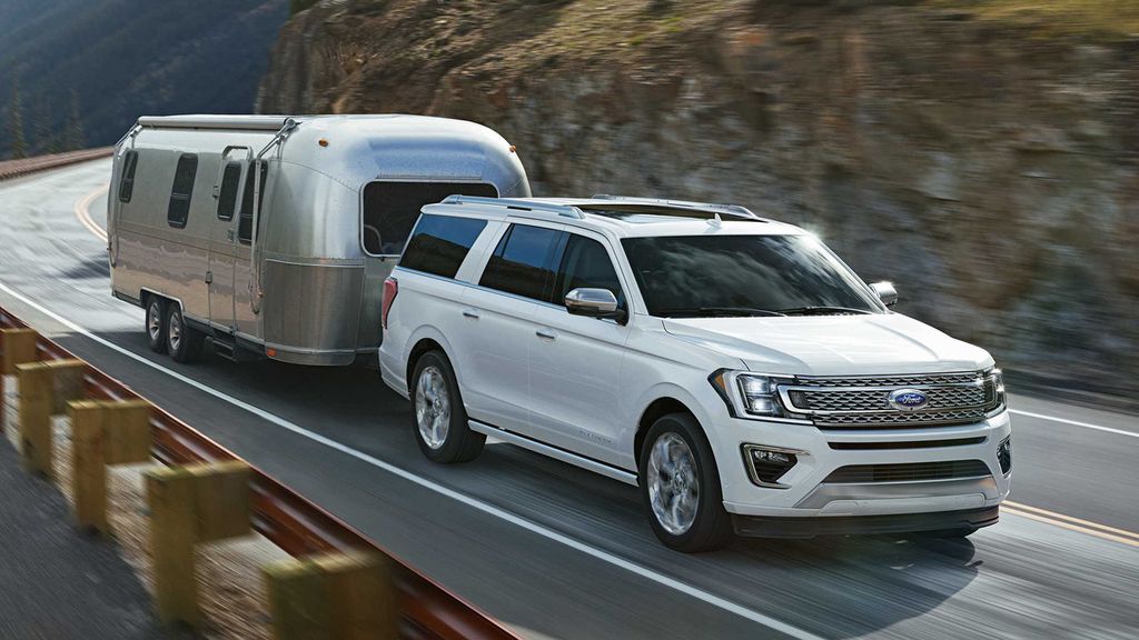 Ford Expedition 2018 có giá bán lẻ dao động từ 1,2 - 1,8 tỷ VNĐ
