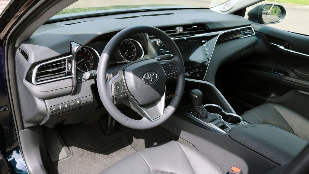 Toyota Camry và quá trình thay đổi từ phiên bản1983 đến 2018