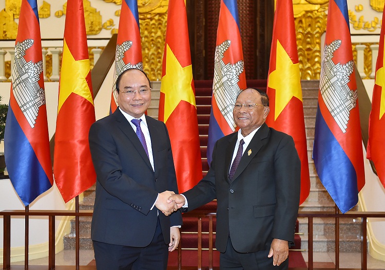 Việt Nam là một đối tác thương mại, đầu tư hàng đầu của Campuchia.