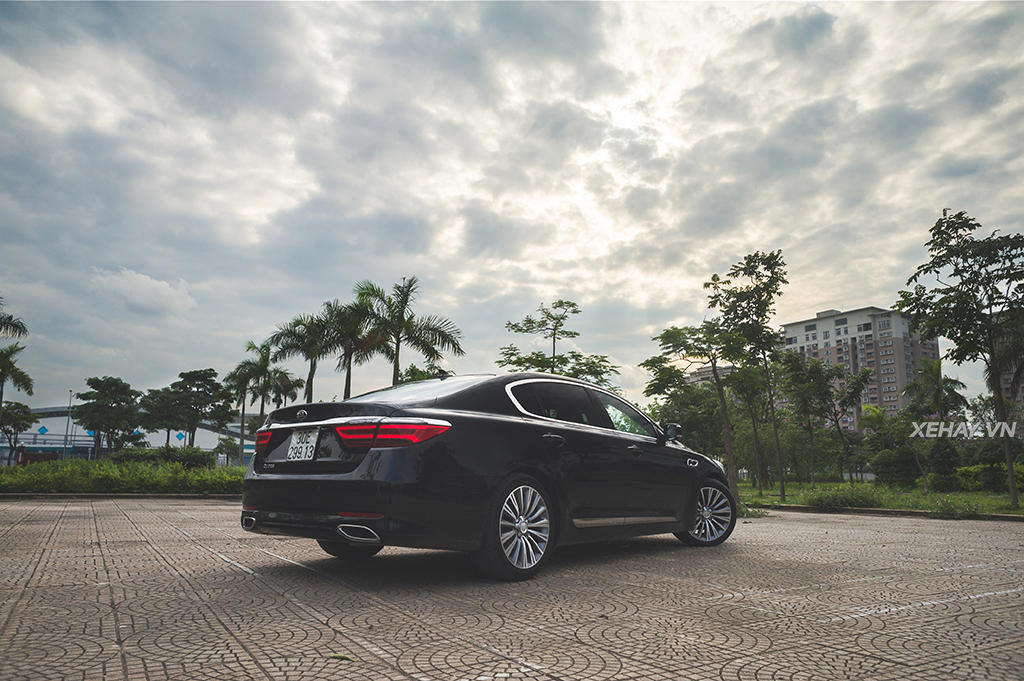 [ĐÁNH GIÁ XE] Kia Quoris 2017 - Bước chân vào lãnh địa xe sang