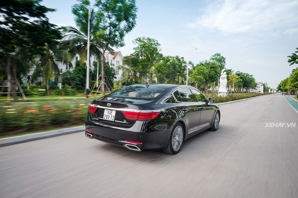 [ĐÁNH GIÁ XE] Kia Quoris 2017 - Bước chân vào lãnh địa xe sang