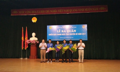 Đoàn TN Học viện Nông nghiệp Việt Nam tổ chức 16 đội tình nguyện hè 2017