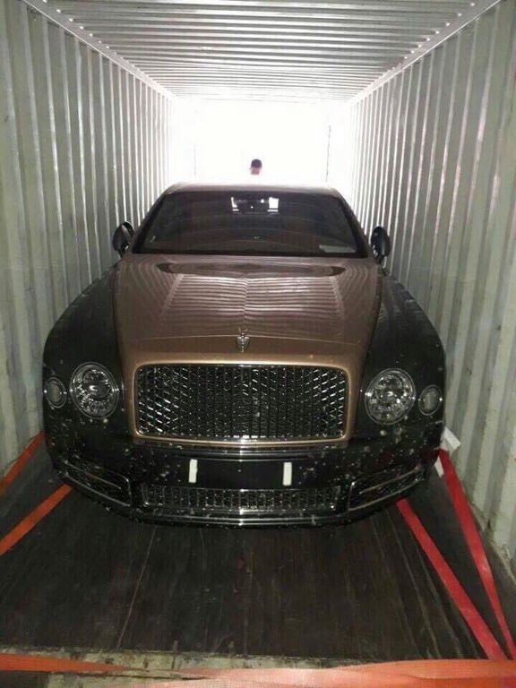 Bentley Mulsanne EWB 2017 đầu tiên tại Việt Nam về 