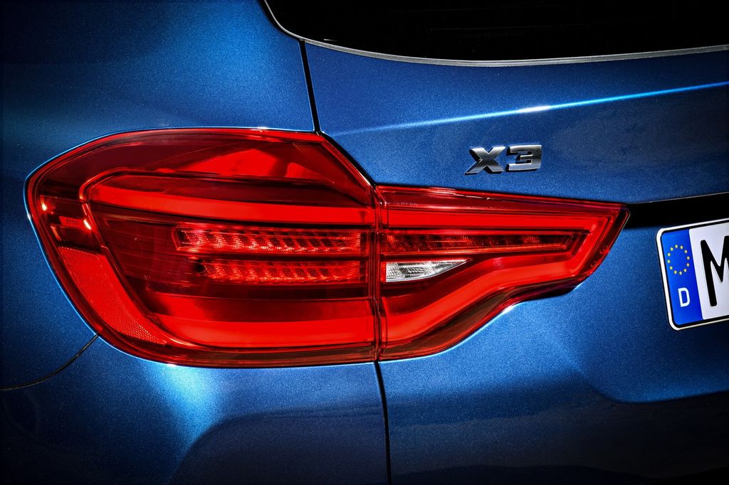 BMW chính thức vén màn X3 2018 với nhiều cải tiến đáng chú ý