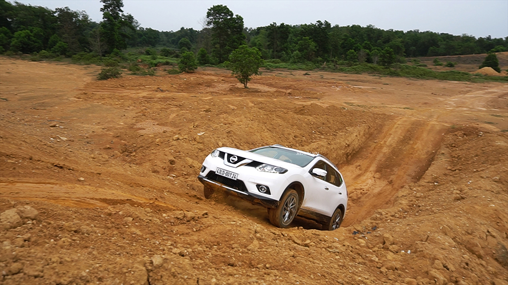 [ĐÁNH GIÁ XE] Nissan X-Trail - Không xuất sắc nhất nhưng phù hợp nhất với người Việt