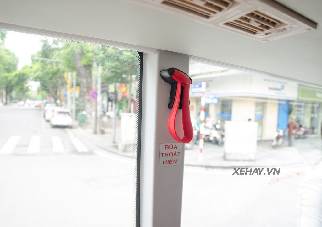 Hà Nội chạy thử nghiệm xe bus 2 tầng khiến người dân vô cùng thích thú
