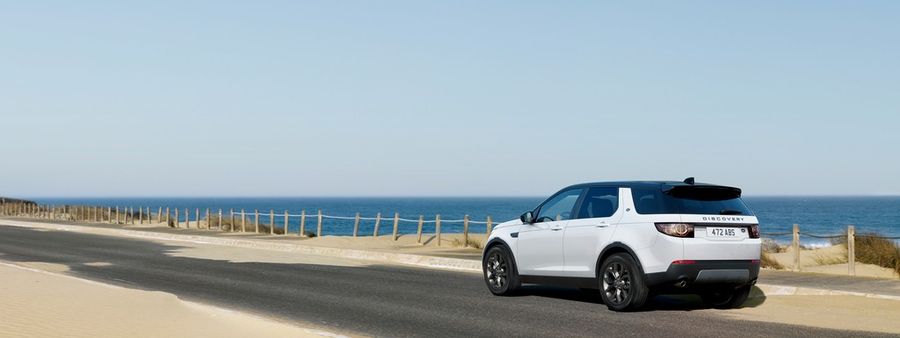 Land Rover Discovery Sport Landmark 2018 giá 1,22 tỷ VNĐ tại các đại lý Anh Quốc
