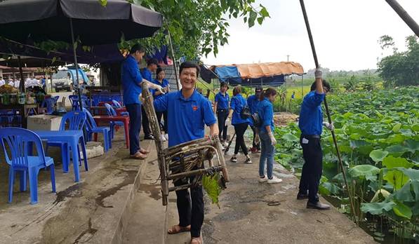 Thanh niên huyện Thạch Thất ra quân tình nguyện hè