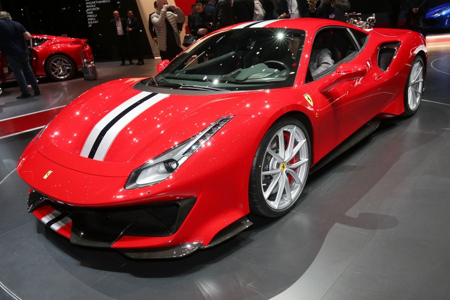 Cỗ máy V8 3,9 lít của Ferrari thắng giải 
