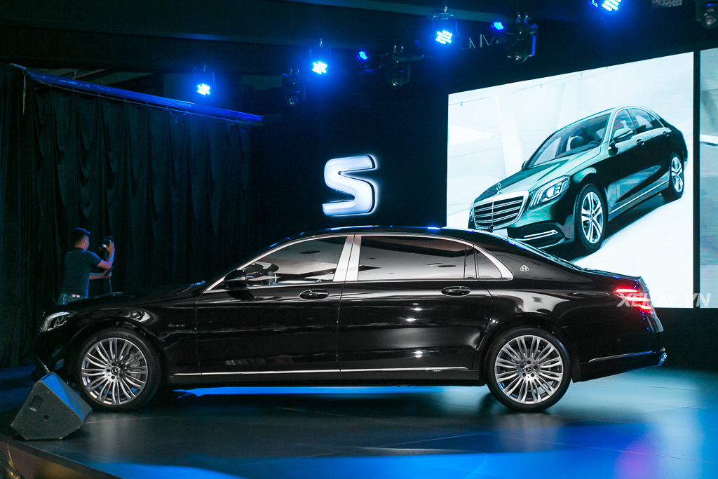 Mercedes-Benz Việt Nam chính thức trình làng S-Class 2018, giá từ 4,2 tỷ đồng