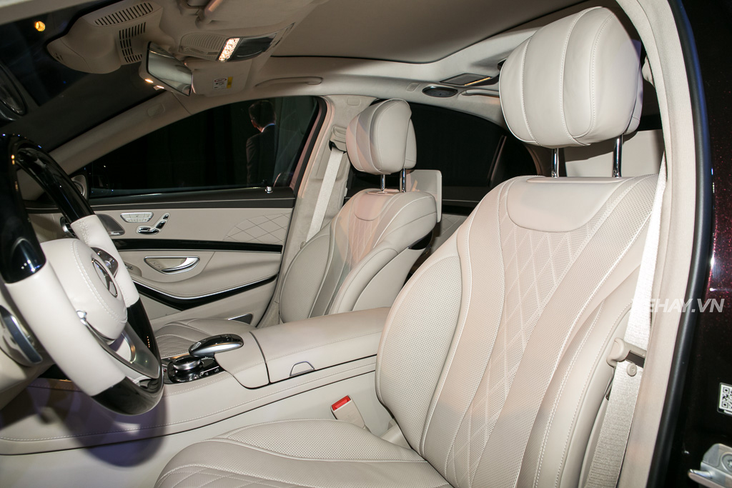 Mercedes-Benz Việt Nam chính thức trình làng S-Class 2018, giá từ 4,2 tỷ đồng