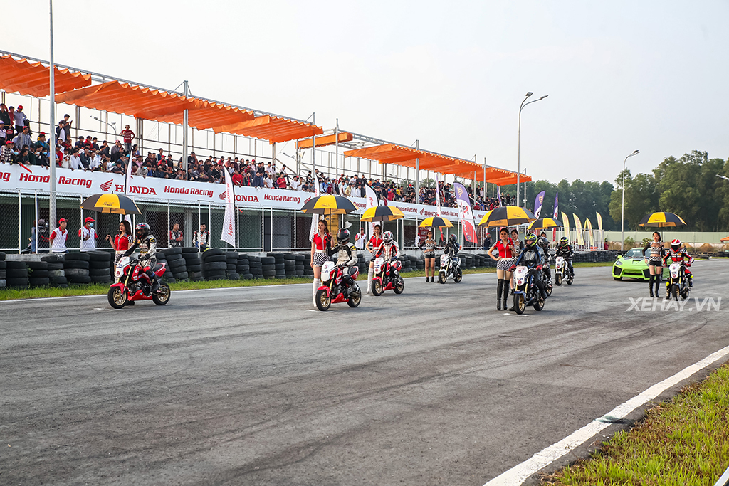 Giải đua xe chuyên nghiệp đầu tiên tại Việt Nam chính thức khởi tranh từ ngày mai!