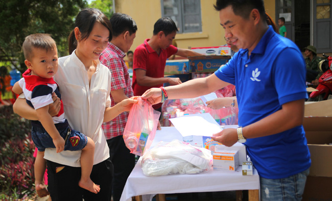 Bác sĩ Bệnh viện Nhi Trung ương tình nguyện tại Thanh Hóa