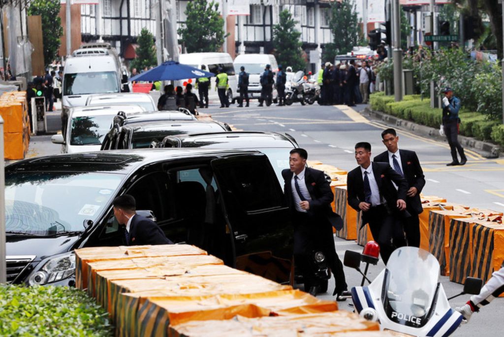 Mercedes-Benz S600 Pullman Guard chống đạn bọc thép hộ tống Ông Kim Jong Un tham gia Hội nghị thượng đỉnh Mỹ-Triều