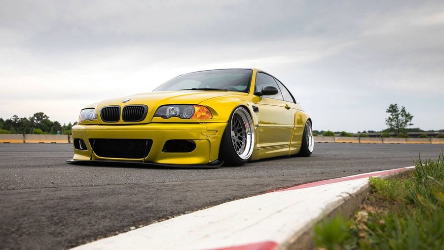 BMW M3 E46 độ thân rộng kỳ lạ từ Pandem Rocketbunny