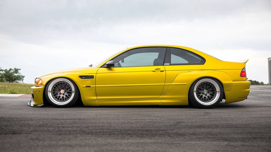 BMW M3 E46 độ thân rộng kỳ lạ từ Pandem Rocketbunny