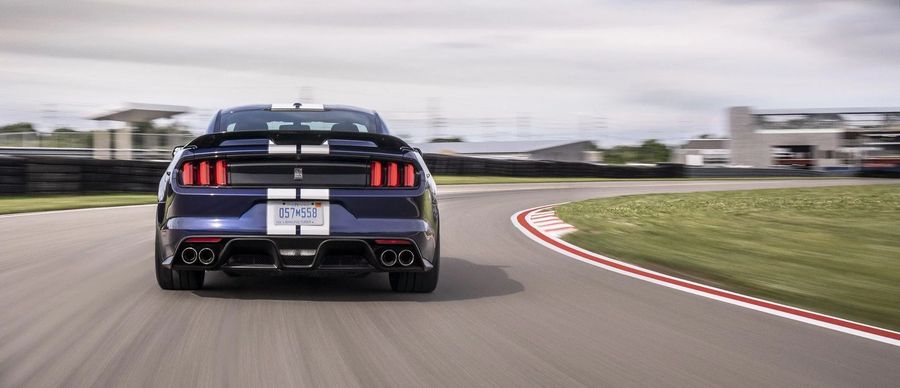 Ford Mustang Shelby GT350 2018 cập nhật một số nâng cấp khí động học từ chiếc GT500 sắp ra mắt